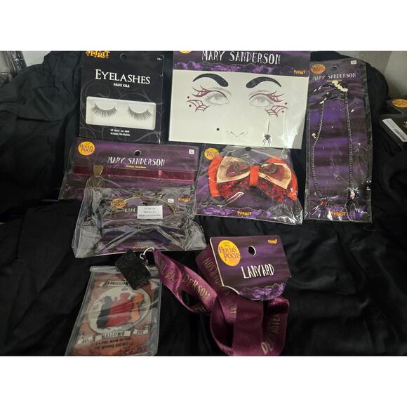 Accessories - Mary Sanderson Accessory Kit